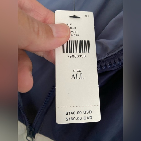 NWT Anthropologie plaid puffer poncho. One size. - Picture 5 of 7